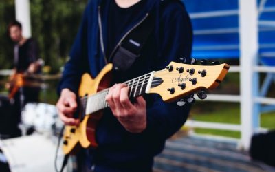 Qu’est-ce qu’une guitare multi-diapason ?